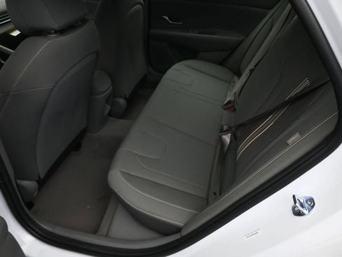 New 2025 Hyundai Elantra Sport image 28