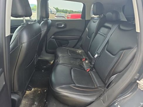 Used 2018 Jeep Compass Limited AWD/4WD image 6