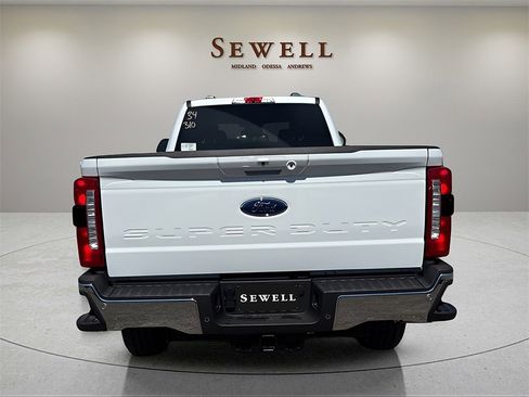 New 2025 Ford F350 Lariat w/ Chrome Package image 4