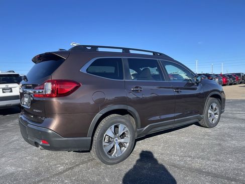 Used 2020 Subaru Ascent Premium w/ Convenience Package image 4