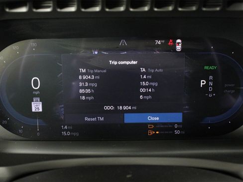 Certified 2024 Volvo XC90 T8 Plus w/ Protection Package Premier image 12