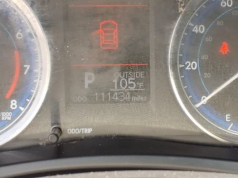 Used 2017 Toyota Corolla L FWD image 35