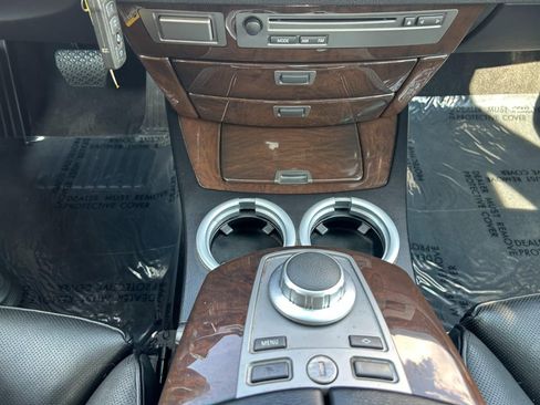 Used 2008 BMW 750Li image 18
