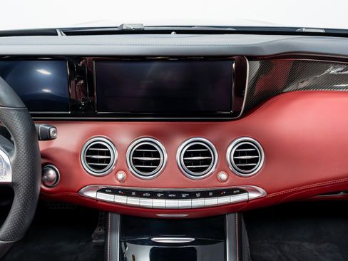 Used 2017 Mercedes-Benz S 63 AMG 4MATIC Cabriolet image 38