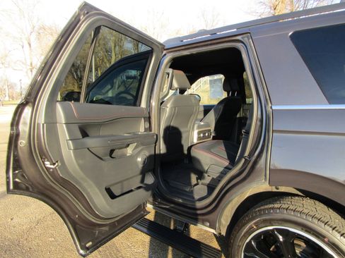 Certified 2023 Ford Expedition Limited image 12