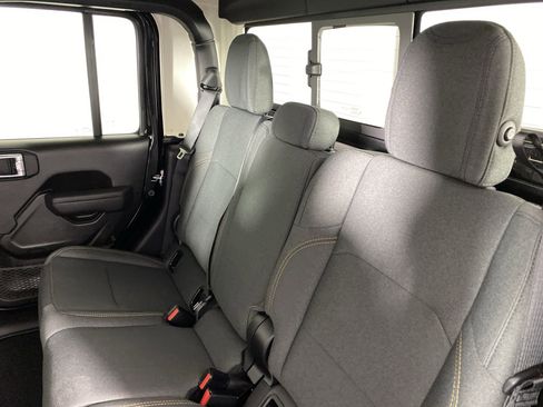 New 2026 Jeep Gladiator Willys image 28