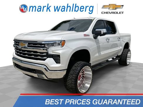 Used 2025 Chevrolet Silverado 1500 LTZ w/ LTZ Premium Package AWD/4WD image 1