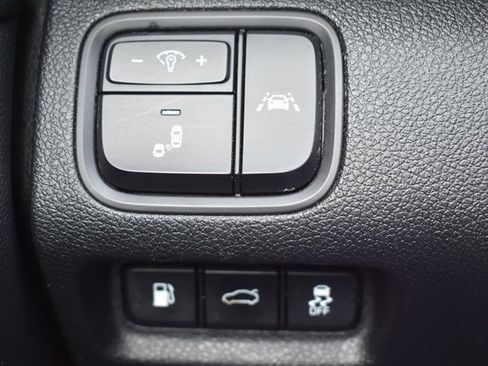 Used 2019 Kia Optima EX image 16