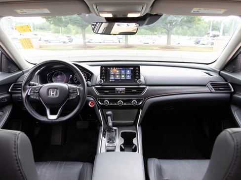 Used 2021 Honda Accord EX-L image 17