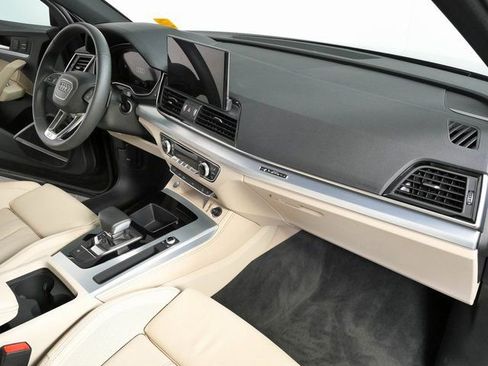 Used 2025 Audi Q5 2.0T Premium Plus AWD/4WD image 25