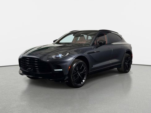 Used 2025 Aston Martin DBX 707 AWD/4WD image 7