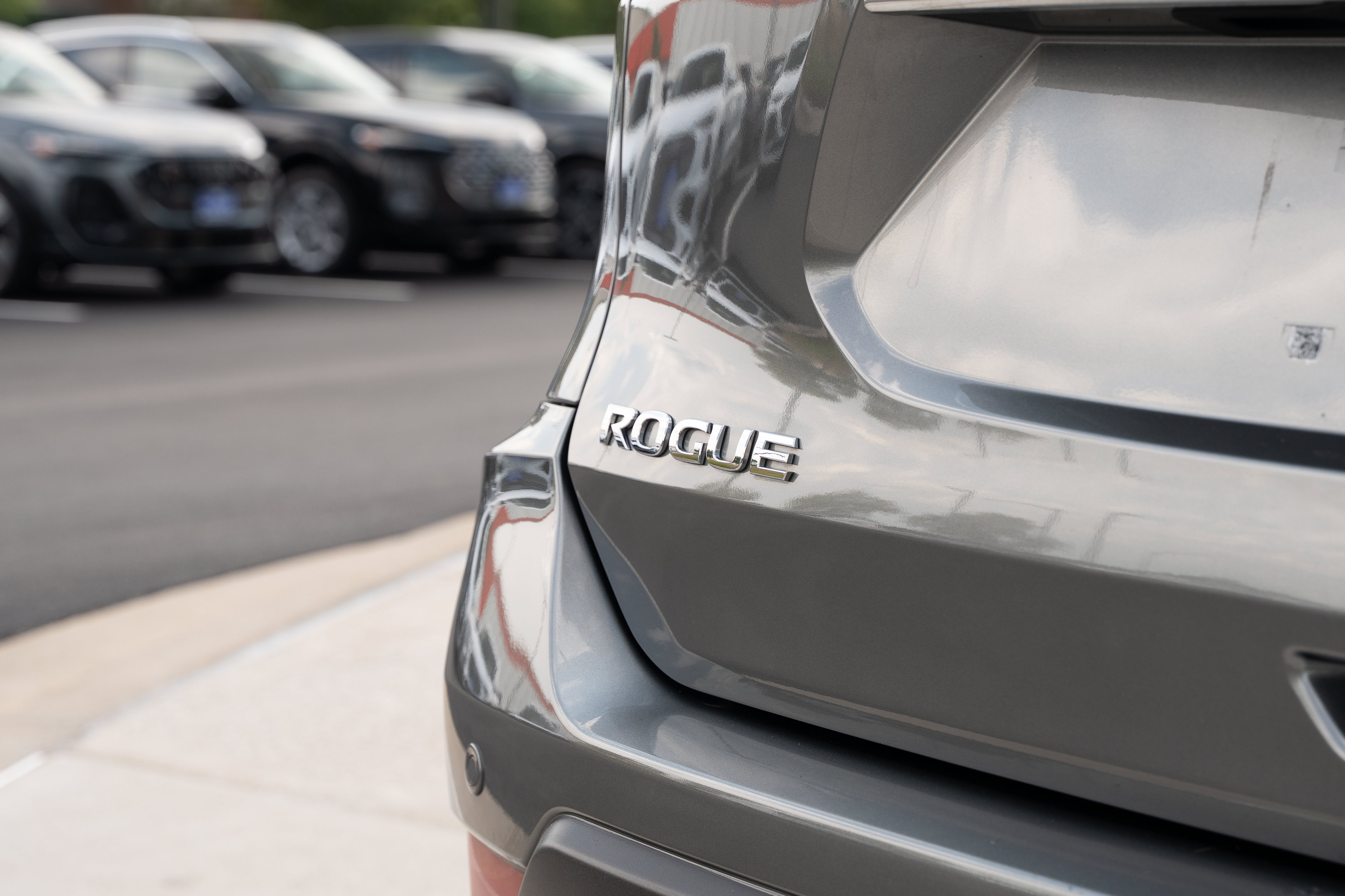 Used 2019 Nissan Rogue SV AWD/4WD image 24