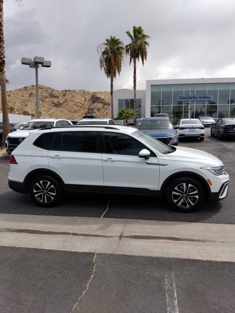 Certified 2024 Volkswagen Tiguan S FWD image 1