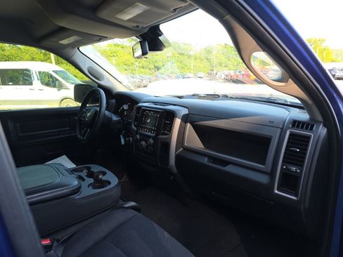 Used 2019 RAM 1500 Express w/ Wheel & Sound Group AWD/4WD image 21