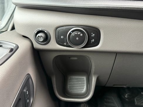 Used 2020 Ford Transit 250 Low Roof image 15