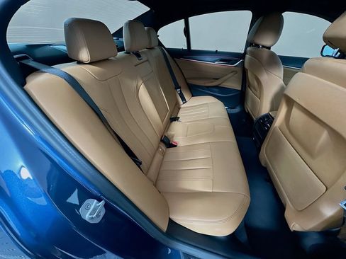 Used 2023 BMW 530i RWD image 28