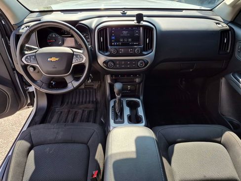 Used 2022 Chevrolet Colorado LT w/ Fleet Safety Package RWD image 27