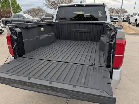 Used 2024 Toyota Tacoma TRD Sport RWD image 28