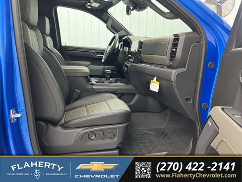 Used 2025 Chevrolet Silverado 1500 ZR2 w/ Technology Package AWD/4WD image 15