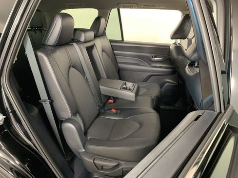 Used 2024 Toyota Grand Highlander AWD Hybrid image 38