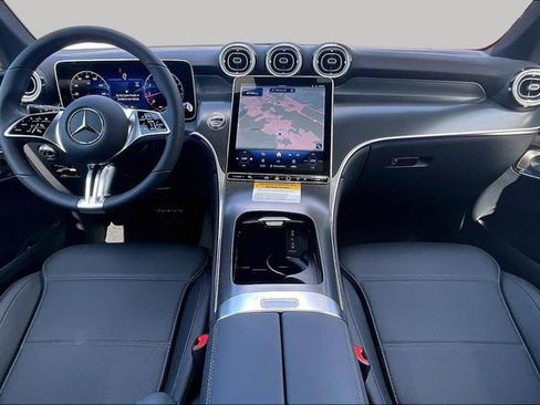 New 2026 Mercedes-Benz GLC 300 4MATIC image 7