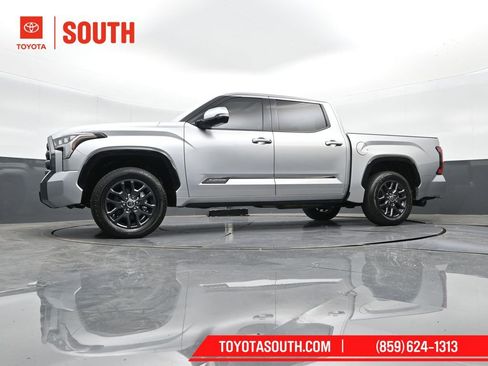 Used 2023 Toyota Tundra Platinum w/ Advanced Package AWD/4WD image 36