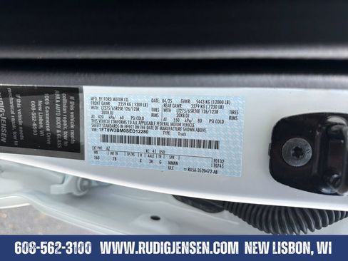 Used 2025 Ford F350 Platinum AWD/4WD image 30