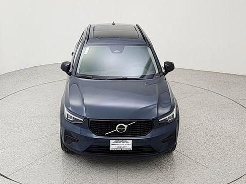 New 2026 Volvo XC40 B5 Core w/ Climate Package image 14
