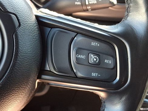 Used 2023 Jeep Wrangler Unlimited Sport AWD/4WD image 21