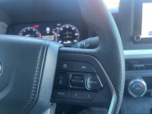 Used 2024 Toyota Tacoma TRD Off-Road image 25