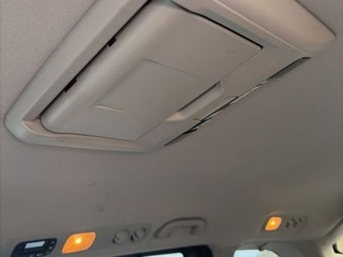 Used 2016 Honda Odyssey SE image 23