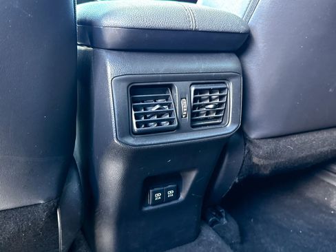 Used 2020 Toyota RAV4 XSE AWD/4WD image 36