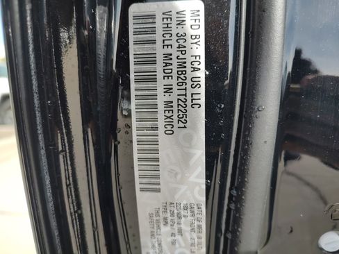 New 2026 Jeep Cherokee Laredo image 34