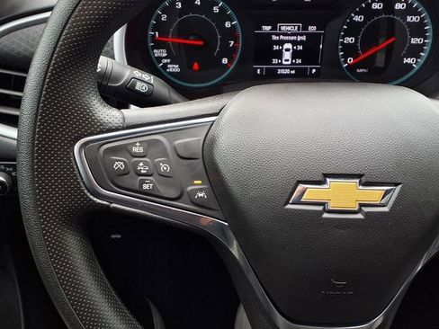 Used 2025 Chevrolet Malibu LT FWD image 19