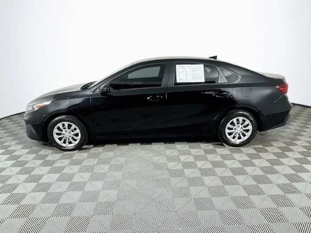 Used 2024 Kia Forte LX FWD image 5