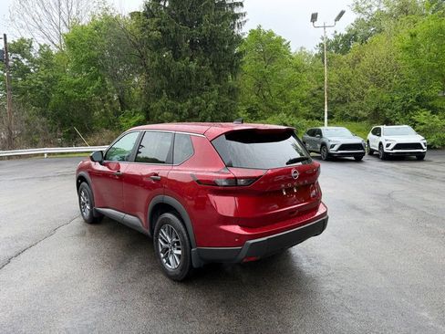 Used 2025 Nissan Rogue S AWD/4WD image 7