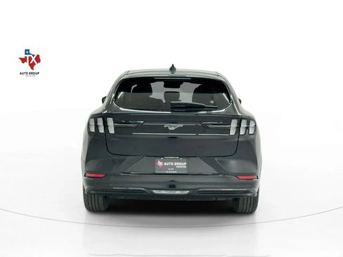Used 2021 Ford Mustang Mach-E Premium image 8