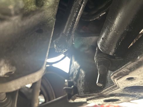 Used 2006 GMC Sierra 3500 SLT w/ Heavy-Duty Power Package image 42