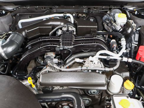 Used 2023 Subaru Outback Limited image 31