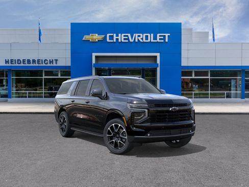 New 2026 Chevrolet Suburban RST w/ Comfort Package AWD/4WD image 1