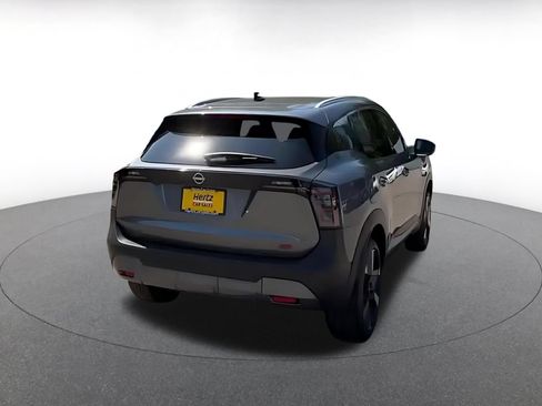 Used 2026 Nissan Kicks SR FWD image 14
