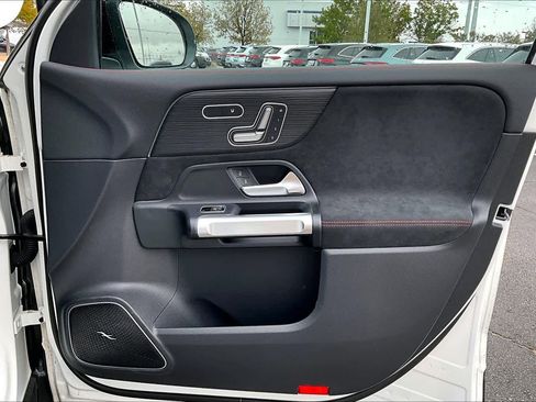 Certified 2024 Mercedes-Benz EQB 250+ image 21