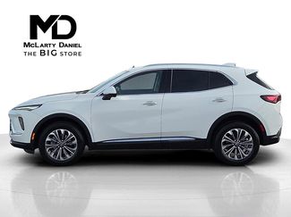 Used 2024 Buick Envision Preferred video 3