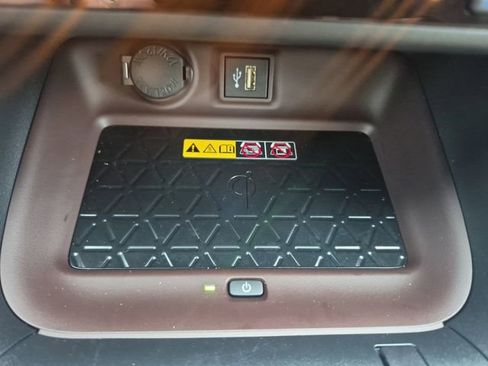 Used 2025 Toyota RAV4 Limited w/ Advanced Technology Package image 31