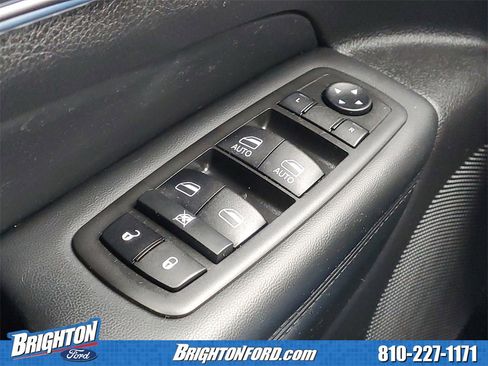 Used 2021 Jeep Grand Cherokee Limited image 17