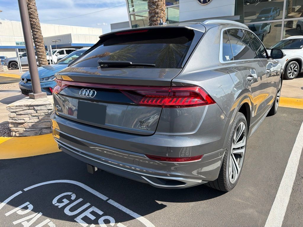 Used 2020 Audi Q8 Premium Plus w/ Premium Plus Package AWD/4WD image 5
