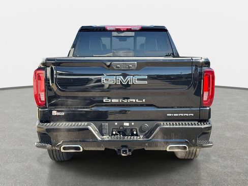 Used 2024 GMC Sierra 1500 Denali Ultimate AWD/4WD image 4
