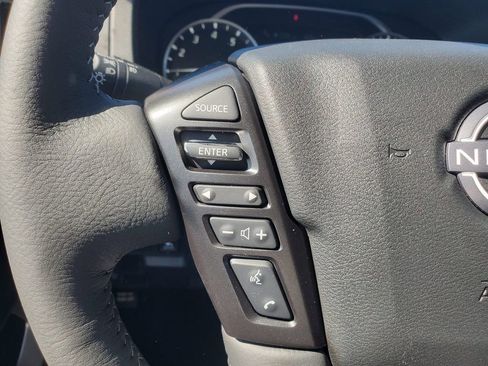 New 2025 Nissan Frontier SV w/ SV Convenience Package image 23