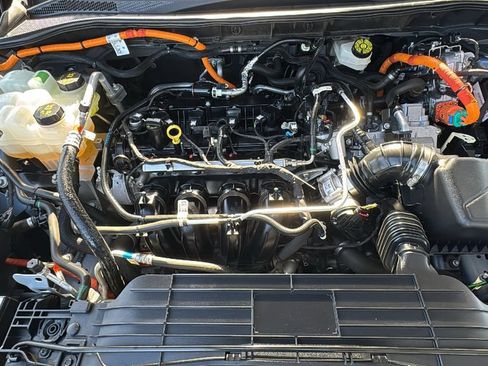 Certified 2024 Ford Escape ST-Line w/ Equipment Group 301A FWD image 26