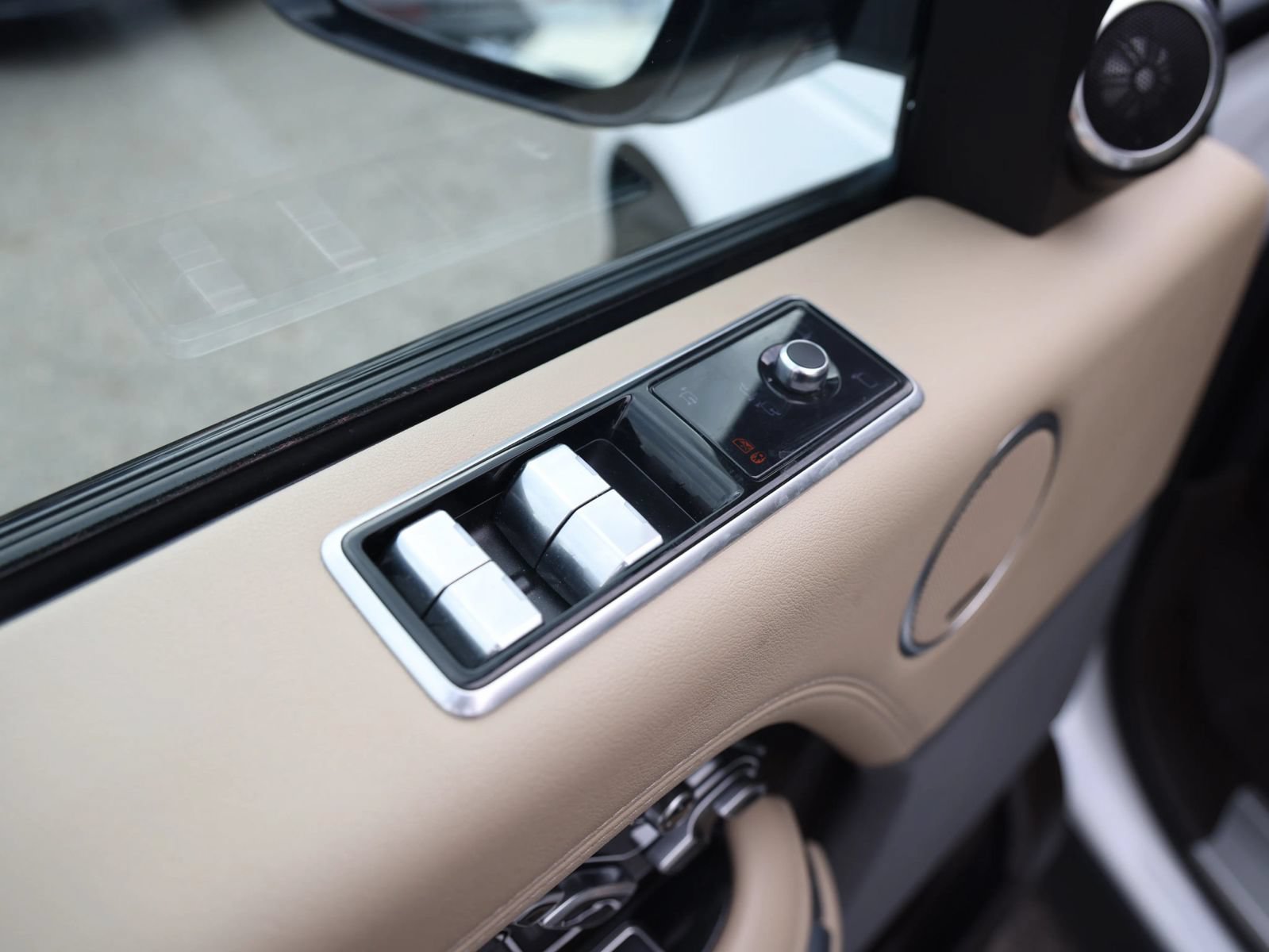 Used 2021 Land Rover Range Rover Westminster Edition AWD/4WD image 33